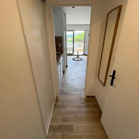Port De Apartment *