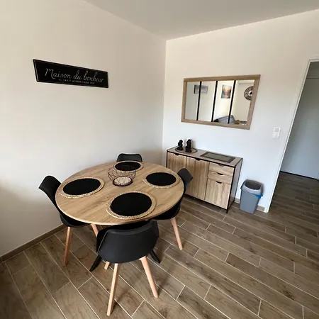 Port De Apartment